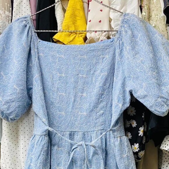 Blue dress - Picture 2 of 3